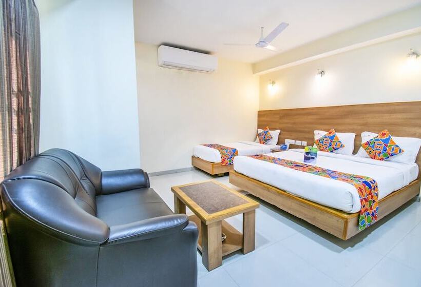 Семейный Номер, Fabhotel Jansi Deluxe   Nr Gandhipuram Bus Stand