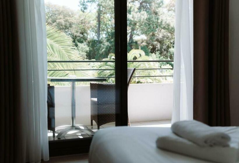 스탠다드 룸, Hôtel Les Fougères   Hossegor