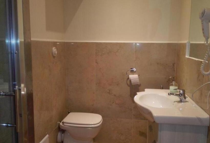 اتاق استاندارد, Chiossone Suites