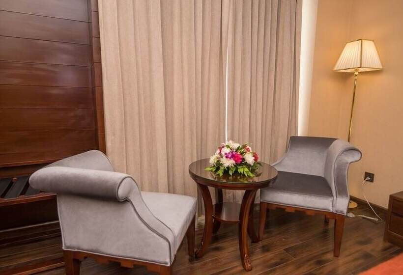 俱乐部房间, Shakun Hotels And Resorts