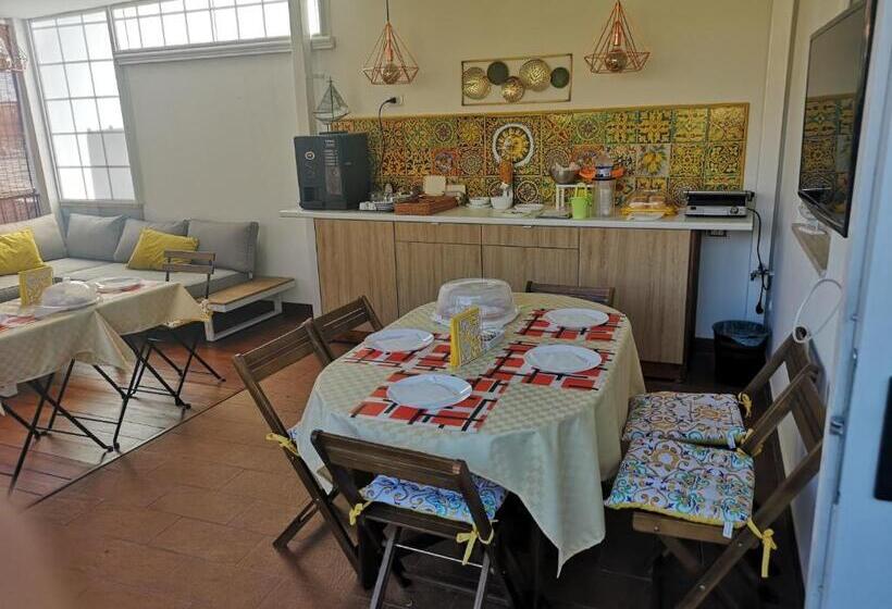 小型套房, Tortugas B&b