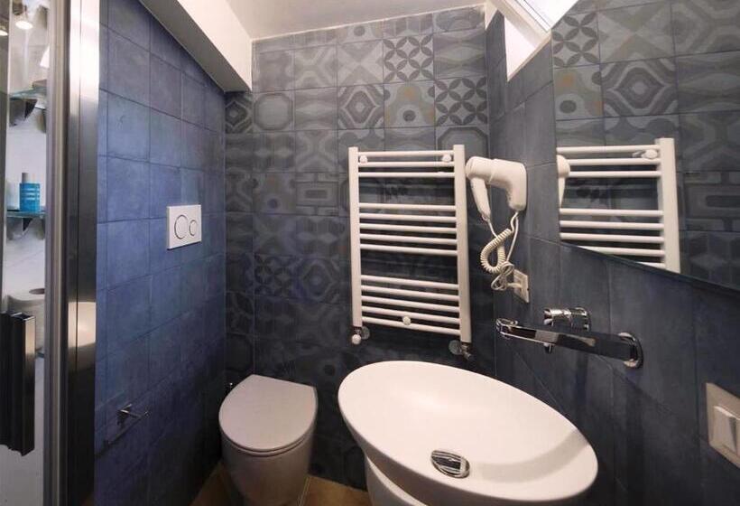 اتاق سوپریور خانوادگی, Residenze Portacastello