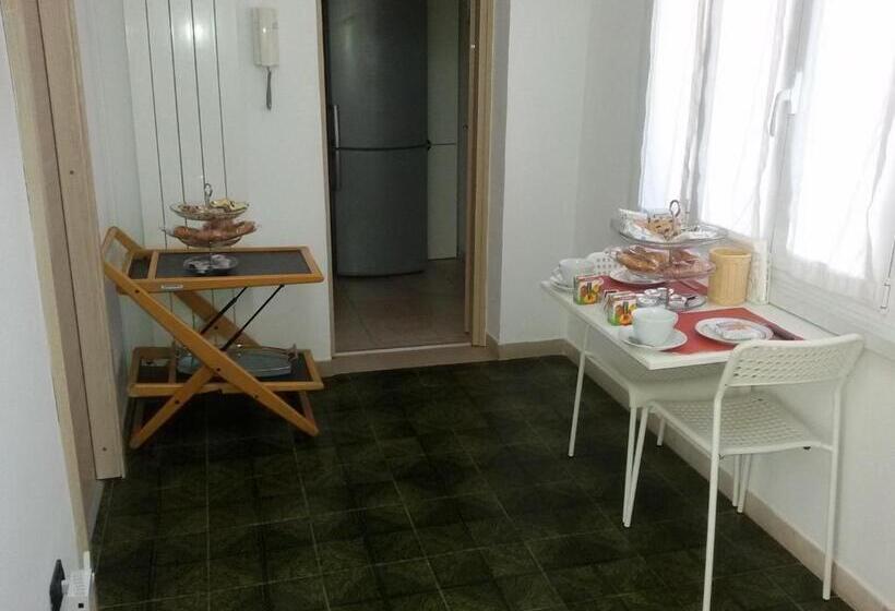 Номер Стандарт, Ciro Bed And Breakfast La Villetta