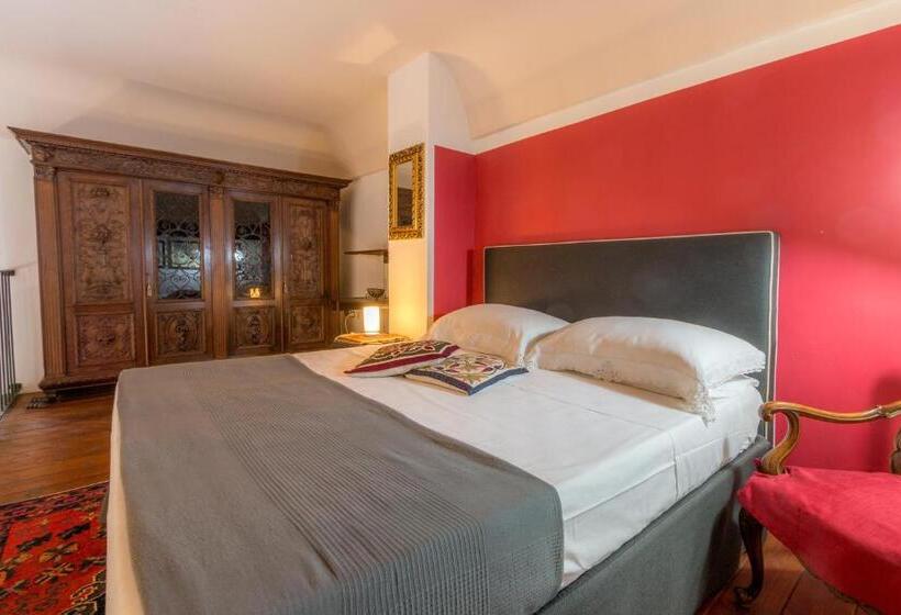 سوییت, B&b Villa I 2 Leoni