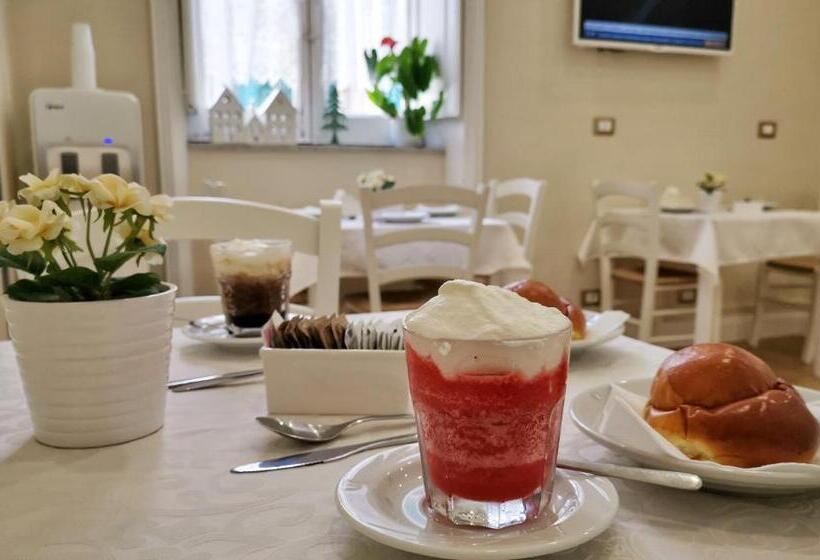 디럭스 룸, Opera Relais