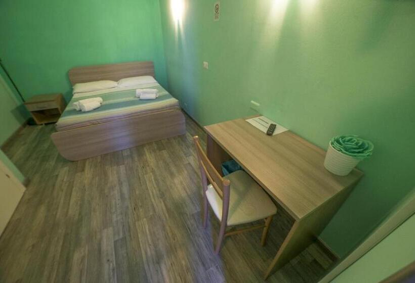 Номер Стандарт, B&b Porta Livorno