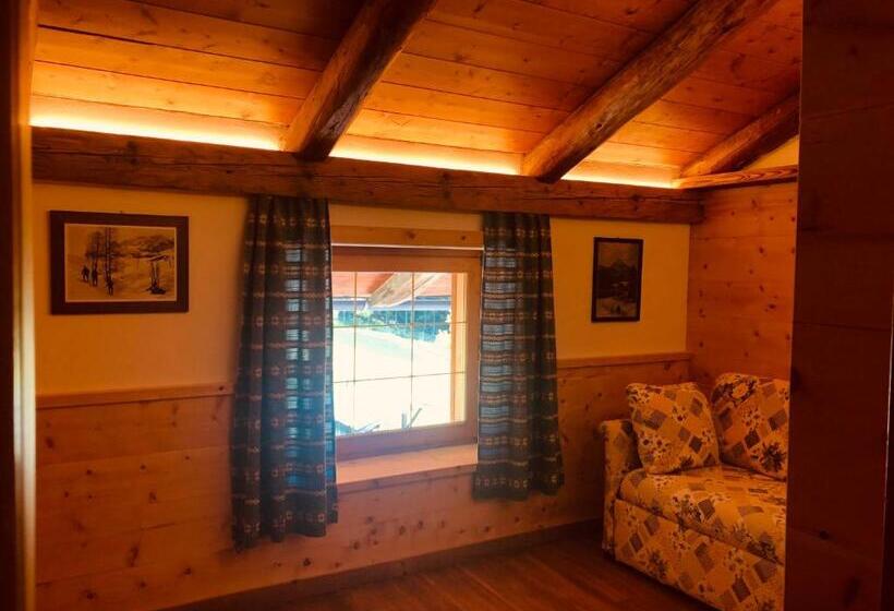 Suite con Balcone, Baita Fraina