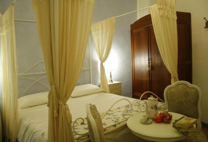 Номер Стандарт Вид на Горы, La Casa Nel Borgo