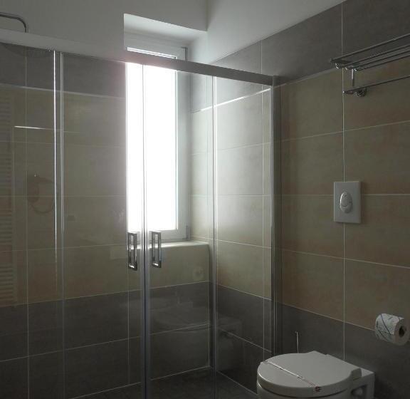 Четырехместный Номер Стандарт, Motel S.16