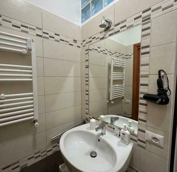 Номер Стандарт, Al Porto Di Roma B&b