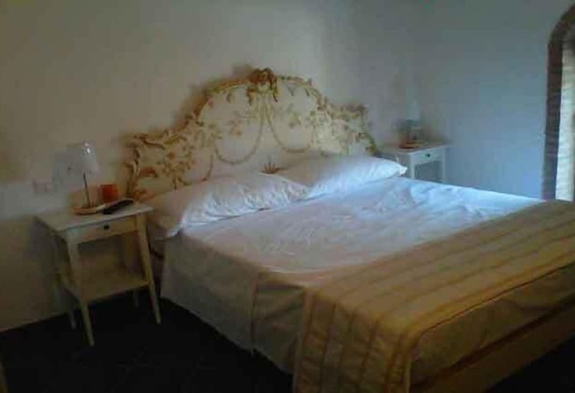Номер Стандарт, Borgo Camicia In