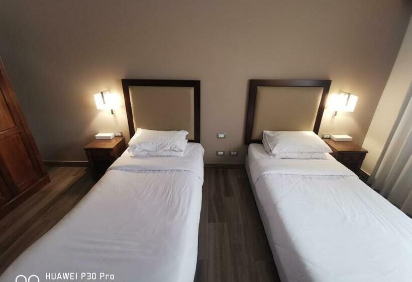 اتاق استاندارد, Green Plaza Inn    Business &families Only