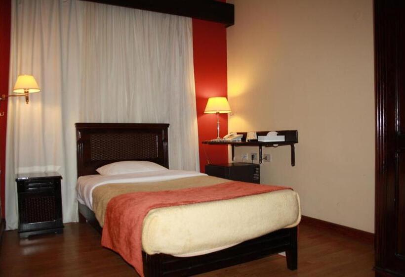 اتاق استاندارد یک نفره, Green Plaza Inn    Business &families Only