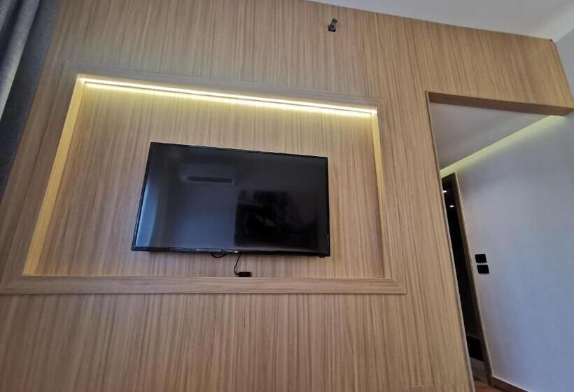 اتاق لوکس, Green Plaza Inn    Business &families Only