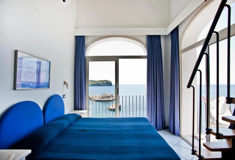 4인용 스탠다드 룸, Villa Iulia