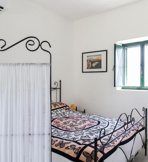 اتاق کلاسیک چهارنفره, Physis B&b A Casa Di Clio