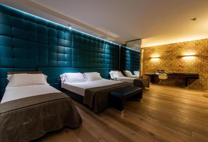 Family Suite, Viola M