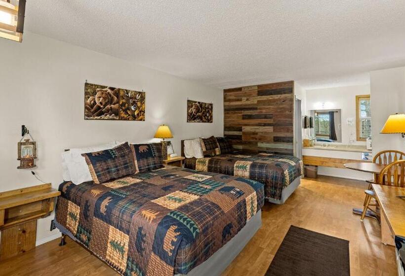 Номер Deluxe, The Lookout Lodge
