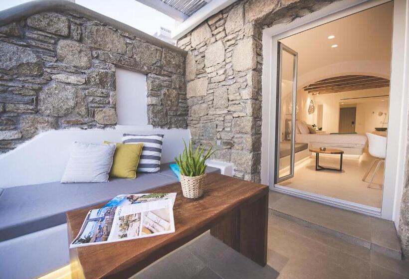 Люкс с Бассейном, Adel Private Suites