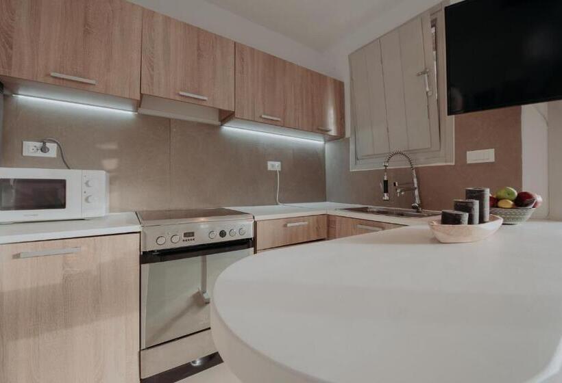 Дом 1 Спальня, Adel Private Suites
