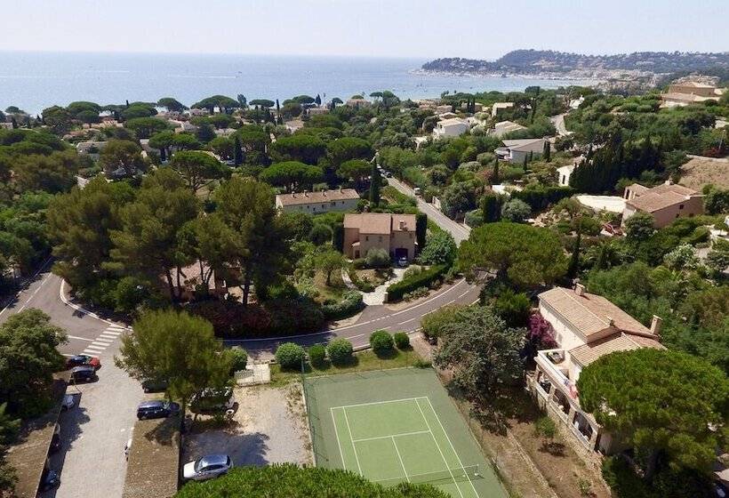 Номер Стандарт Вид на Море, Hôtel Du Parc Cavalaire Sur Mer