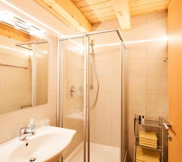 Апартаменты 2 Спальни с Балконом, Tirolerhof   Appartementhaus