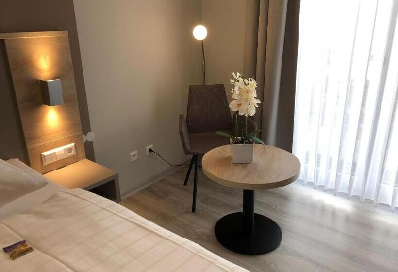 Quarto Estandar Cama King, Traumblick