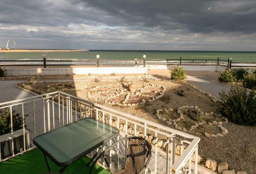 اتاق استاندارد با بالکن و چشم‌انداز دریا, La Perla Bianca Residence