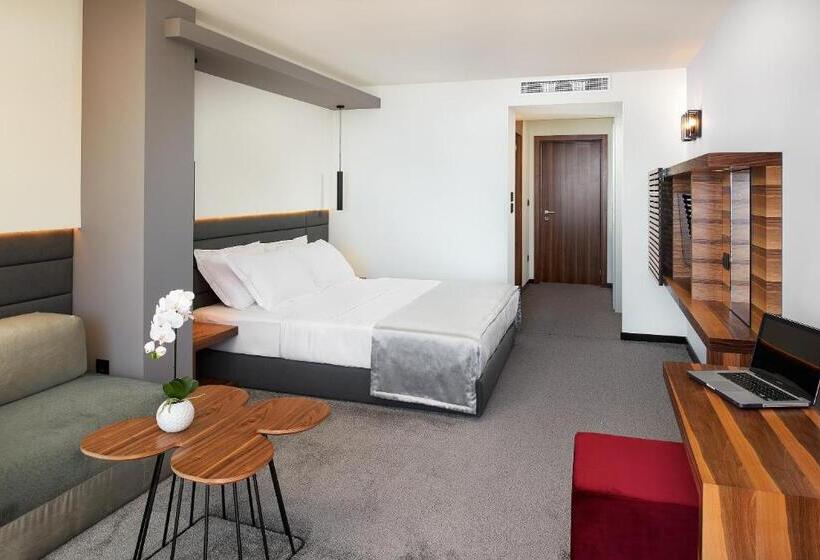 Номер Deluxe Вид на Море Боковой, Boutique Hotel Ani   Adults Only
