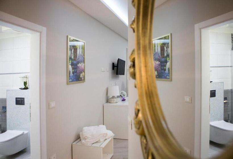 Полулюкс, Boutique Hotel Melissa