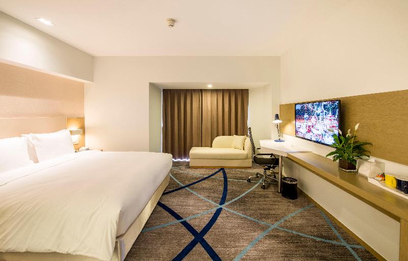 Стандартный Номер Кровать Кинг, Holiday Inn Express Chengde Downtown, An Ihg