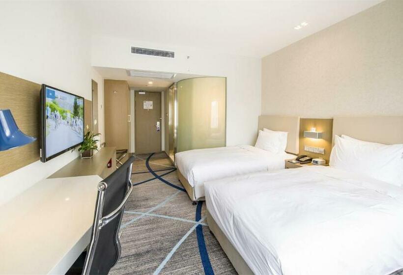Номер Стандарт, Holiday Inn Express Chengde Downtown, An Ihg