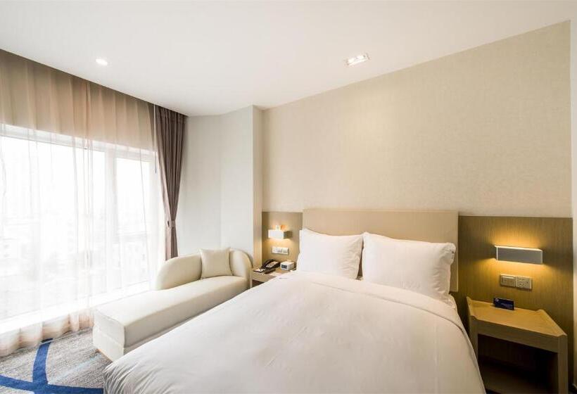 Стандартный Номер Кровать Кинг, Holiday Inn Express Chengde Downtown, An Ihg