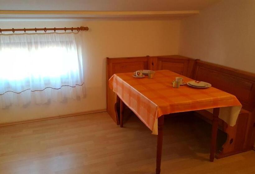 Triple Room Sea View, Bed & Breakfast Banjole