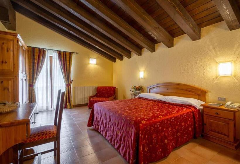 اتاق استاندارد سه نفره, Albergo Gran Paradiso