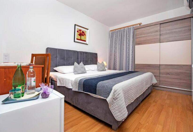 스탠다드 룸, Ladonja Bbs, Family Run Bed & Breakfast