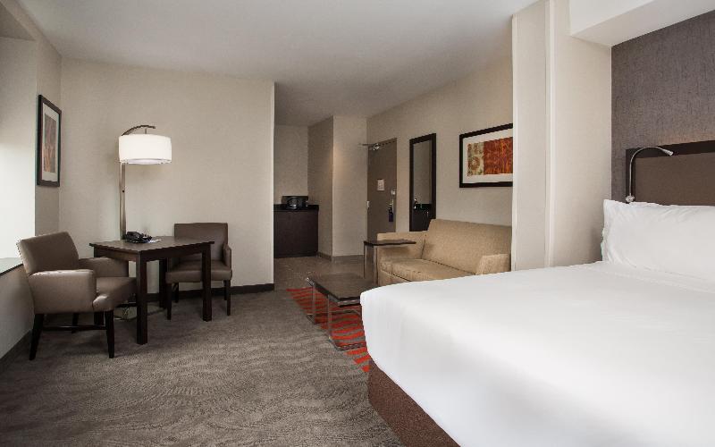 Стандартный Номер Кровать Кинг, Holiday Inn Express   Springfield Downtown, An Ihg