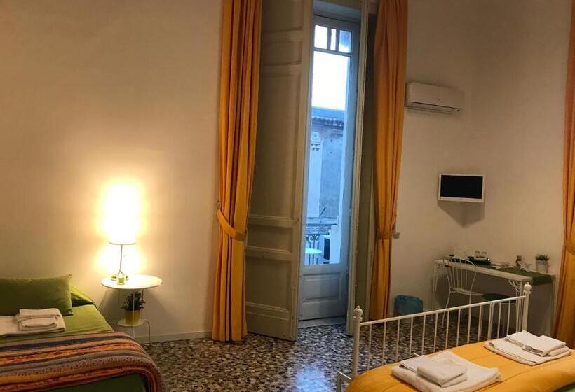 غرفة ديلوكس ثلاثية, B&b Perla