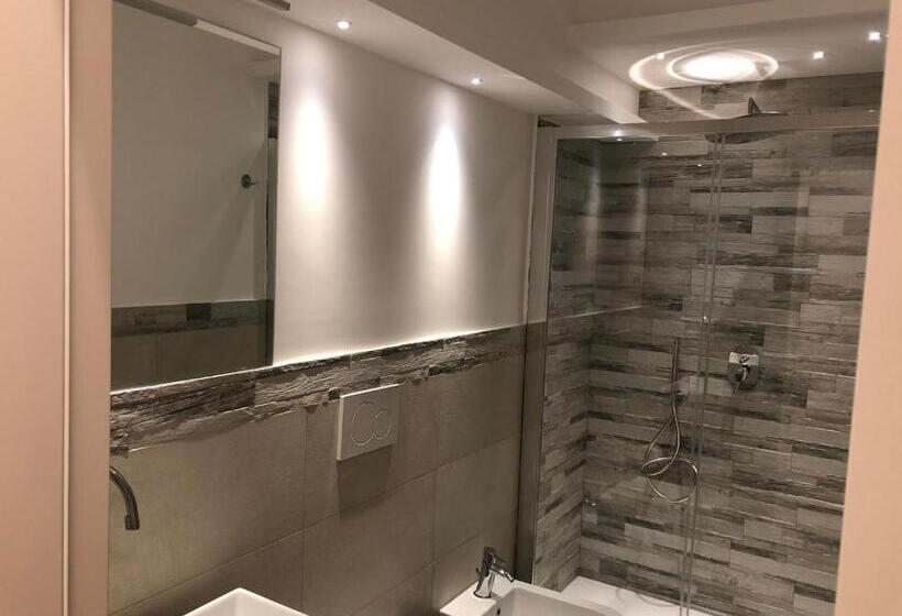 غرفة قياسية مزوَّدة بشُرفة, B&b Maison D'art