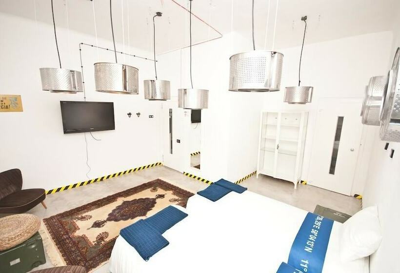标准间, Lofthotel Przychodnia