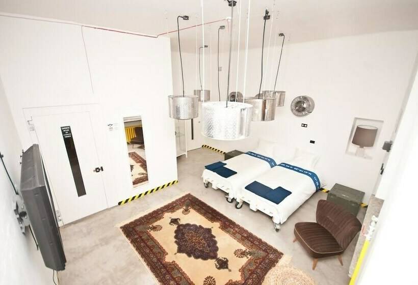 标准间, Lofthotel Przychodnia