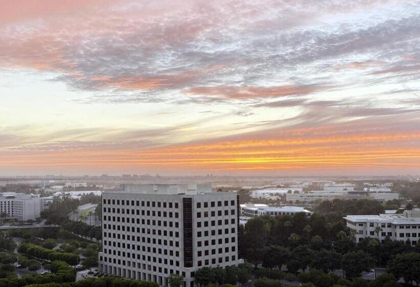 스탠다드 룸 킹사이즈 침대, Marriott Irvine Spectrum