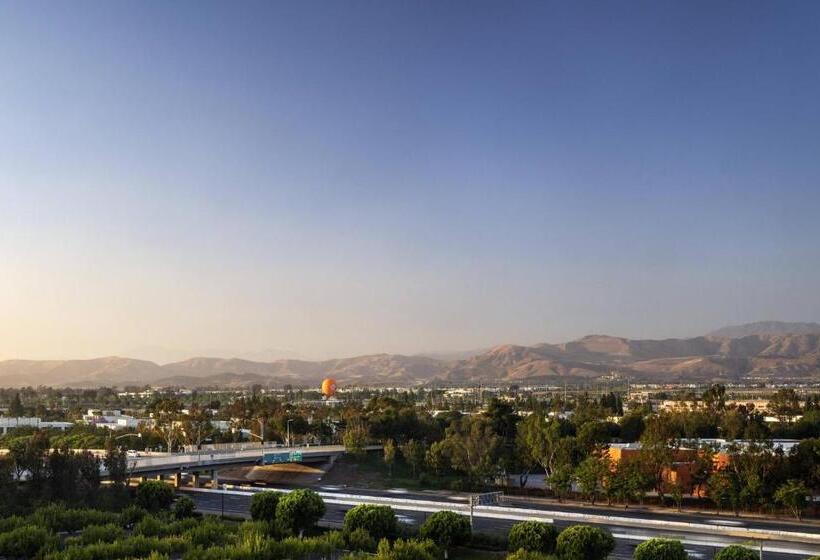 프레지덴셜 스위트, Marriott Irvine Spectrum