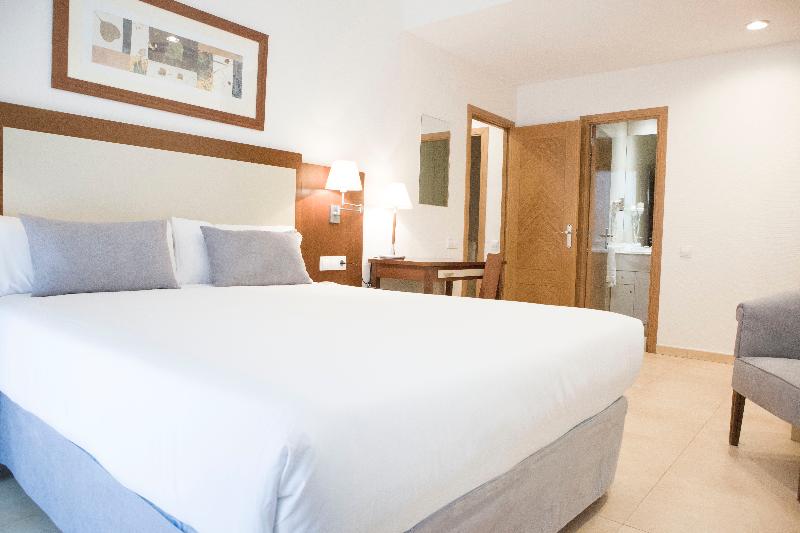 스탠다드 룸 킹사이즈 침대, Marriott Irvine Spectrum