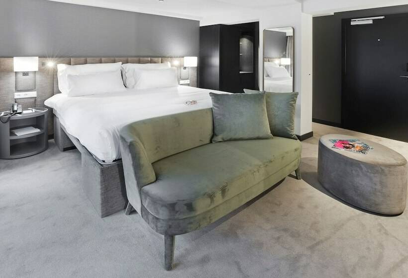 Номер Deluxe, Pestana Amsterdam Riverside