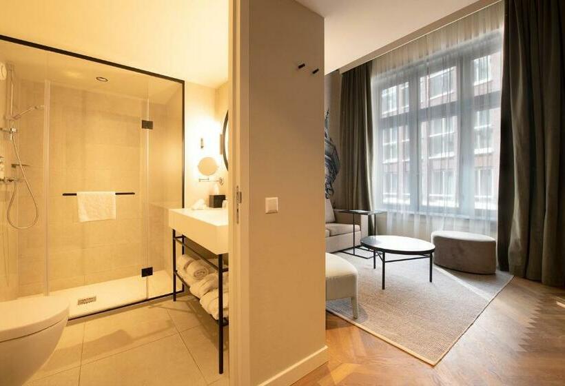 Люкс, Pestana Amsterdam Riverside