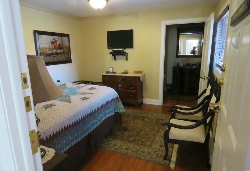 Номер Стандарт, The Swope Manor Bed & Breakfast