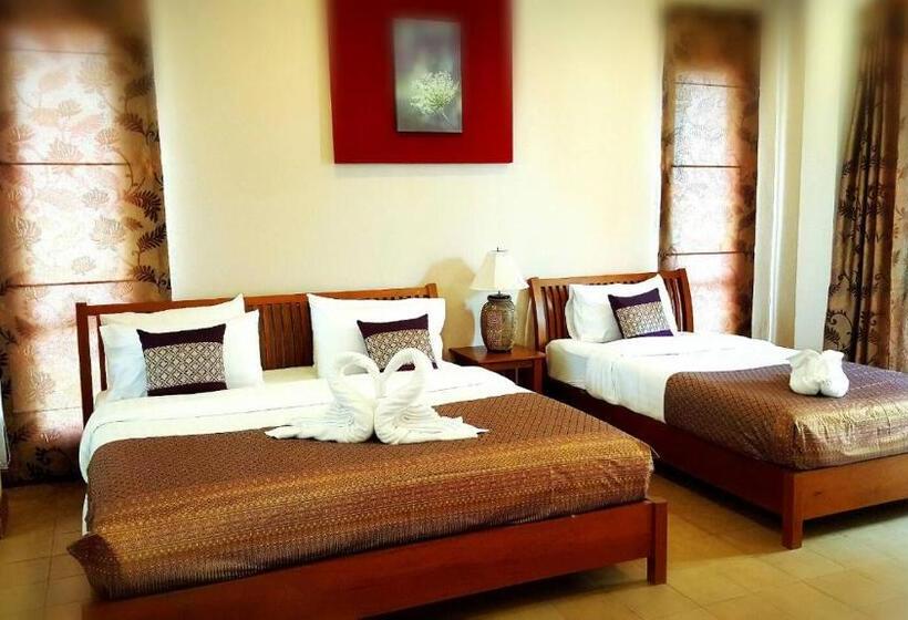 패밀리 방갈로, Thongsathit Hill Resort Khaoyai