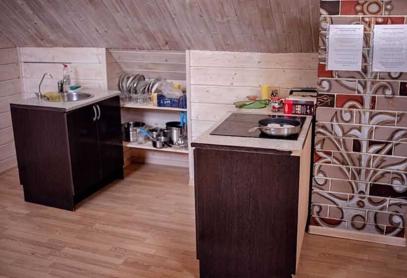 تختخواب در اتاق مشترک, Nice Hostel 33