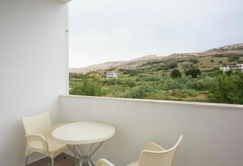 اتاق لوکس با بالکن, Boutique Hotel Intermezzo   Pag Centre
